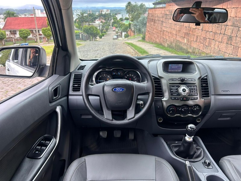 FORD RANGER 3.2 XLS 4X4 CD 20V 2014/2014 LS MULTIMARCAS VENÂNCIO AIRES / Carros no Vale