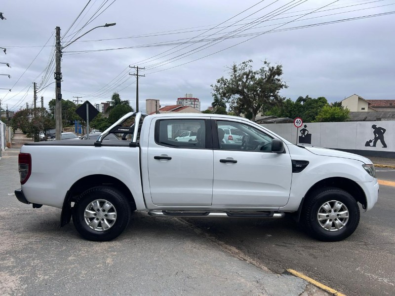 FORD RANGER 3.2 XLS 4X4 CD 20V 2014/2014 LS MULTIMARCAS VENÂNCIO AIRES / Carros no Vale