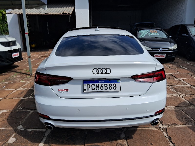 AUDI A5 AMBIENTE SPORTB 2.0 TFSI S TONIC 2018/2018 SCHAEFER AUTOMÓVEIS TEUTÔNIA / Carros no Vale