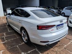 AUDI A5 AMBIENTE SPORTB 2.0 TFSI S TONIC 2018/2018 SCHAEFER AUTOMÓVEIS TEUTÔNIA / Carros no Vale