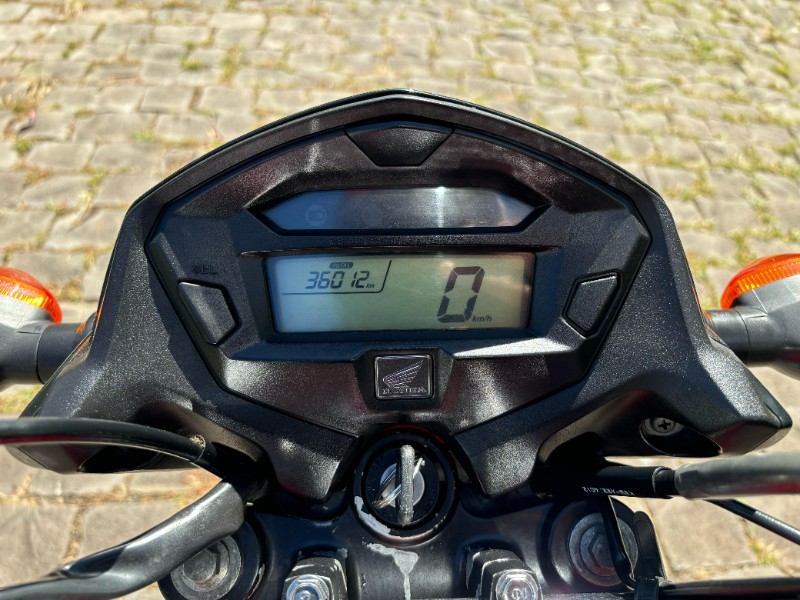 HONDA MOTOS CG 125 FAN KS /2015 RT 811 VEÍCULOS ARROIO DO MEIO / Carros no Vale