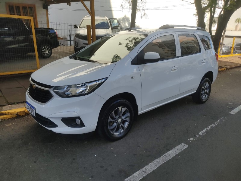 CHEVROLET SPIN 1.8 LS 2021/2022 ALTERNATIVA VEÍCULOS LAJEADO / Carros no Vale