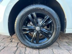 VOLKSWAGEN POLO 1.0 MPI TOTAL FLEX MANUAL 2019/2019 AR MULTIMARCAS VENÂNCIO AIRES / Carros no Vale
