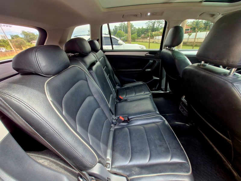 VOLKSWAGEN TIGUAN 1.4 ALLSPACE 250 TSI 2018/2018 CRUZEIRO MULTIMARCAS CRUZEIRO DO SUL / Carros no Vale