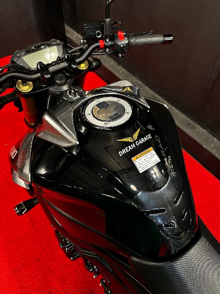 SUZUKI MOTOS GSX R 750 W /2024 EXCLUSIVO VEÍCULOS SANTA CRUZ DO SUL / Carros no Vale