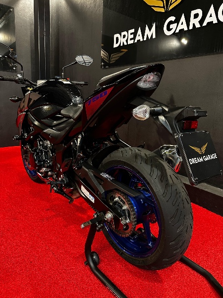 SUZUKI MOTOS GSX R 750 W /2024 EXCLUSIVO VEÍCULOS SANTA CRUZ DO SUL / Carros no Vale