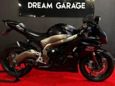 SUZUKI MOTOS GSX R 1000 SRAD /2011 EXCLUSIVO VEÍCULOS SANTA CRUZ DO SUL / Carros no Vale