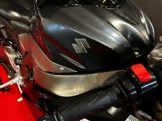 SUZUKI MOTOS GSX R 1000 SRAD /2011 EXCLUSIVO VEÍCULOS SANTA CRUZ DO SUL / Carros no Vale