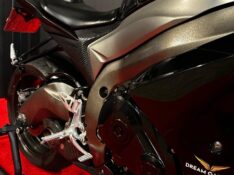 SUZUKI MOTOS GSX R 1000 SRAD /2011 EXCLUSIVO VEÍCULOS SANTA CRUZ DO SUL / Carros no Vale