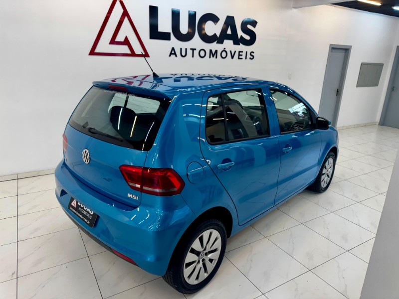 VOLKSWAGEN FOX 1.6 TRENDLINE 8V 2015/2015 LUCAS AUTOMÓVEIS BOM RETIRO DO SUL / Carros no Vale