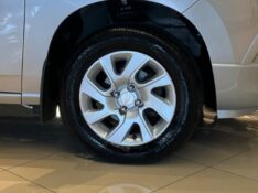 CHEVROLET SPIN 1.8 LTZ 2012/2013 JM AUTOMÓVEIS VENÂNCIO AIRES / Carros no Vale