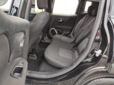 JEEP RENEGADE 1.8 16V FLEX 4P MANUAL 2016/2016 ROSAUTO VEÍCULOS VENÂNCIO AIRES / Carros no Vale