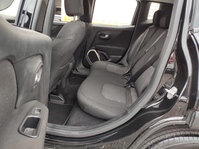 JEEP RENEGADE 1.8 16V FLEX 4P MANUAL 2016/2016 ROSAUTO VEÍCULOS VENÂNCIO AIRES / Carros no Vale