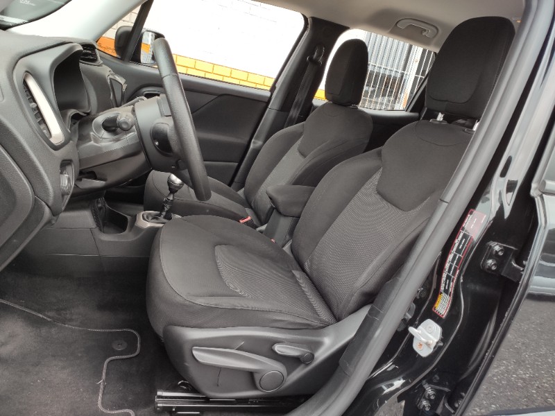 JEEP RENEGADE 1.8 16V FLEX 4P MANUAL 2016/2016 ROSAUTO VEÍCULOS VENÂNCIO AIRES / Carros no Vale