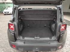 JEEP RENEGADE 1.8 16V FLEX 4P MANUAL 2016/2016 ROSAUTO VEÍCULOS VENÂNCIO AIRES / Carros no Vale