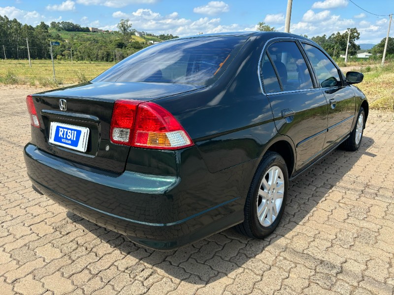 HONDA CIVIC SEDAN LX /2004 RT 811 VEÍCULOS ARROIO DO MEIO / Carros no Vale