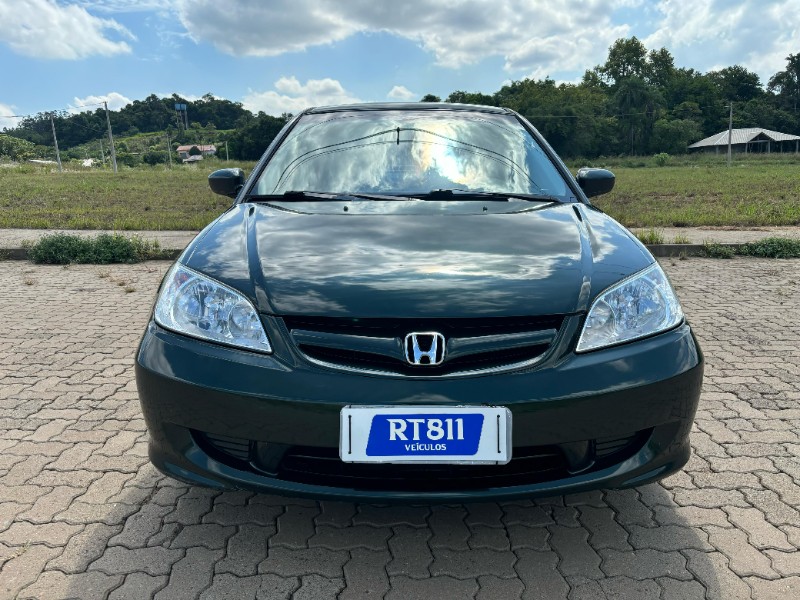 HONDA CIVIC SEDAN LX /2004 RT 811 VEÍCULOS ARROIO DO MEIO / Carros no Vale