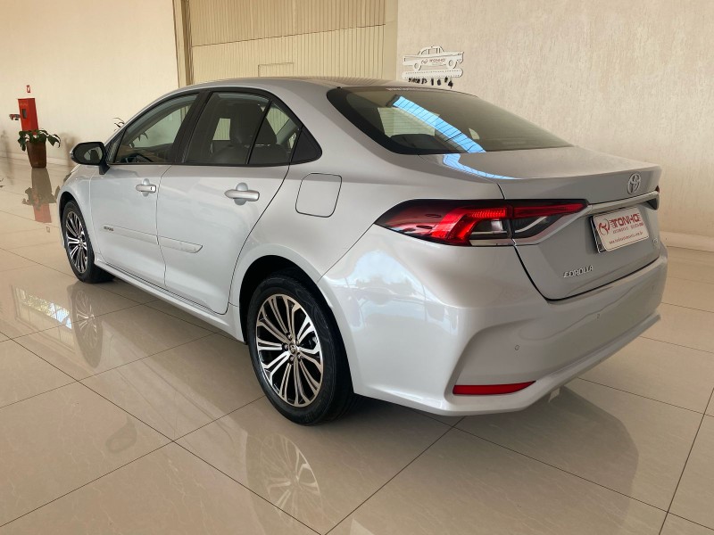 TOYOTA COROLLA 2.0 XEI 16V 2023 2022/2023 TONHO AUTOMÓVEIS LAJEADO / Carros no Vale