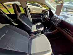 VOLKSWAGEN UP! CROSS 1.0 TSI TOTAL 12V 2017/2017 CRUZEIRO MULTIMARCAS CRUZEIRO DO SUL / Carros no Vale