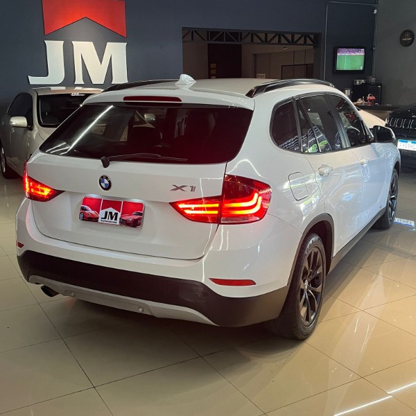 BMW X1 2.0 18I SDRIVE 4X2 16V 2014/2014 JM AUTOMÓVEIS VENÂNCIO AIRES / Carros no Vale