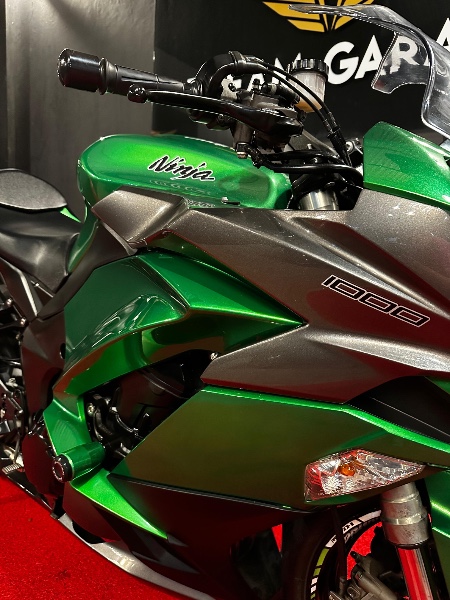 KAWASAKI NINJA 1000 /2018 EXCLUSIVO VEÍCULOS SANTA CRUZ DO SUL / Carros no Vale