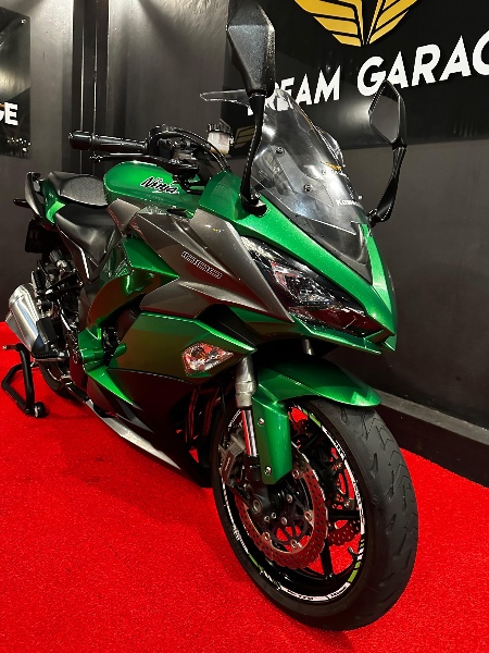 KAWASAKI NINJA 1000 /2018 EXCLUSIVO VEÍCULOS SANTA CRUZ DO SUL / Carros no Vale