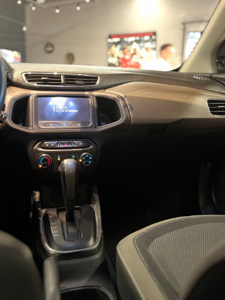 CHEVROLET PRISMA 1.4 LT 2013/2014 JM AUTOMÓVEIS VENÂNCIO AIRES / Carros no Vale