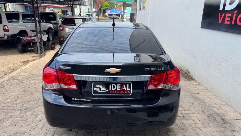CHEVROLET CRUZE LTZ /2013 IDEAL VEÍCULOS LAJEADO / Carros no Vale