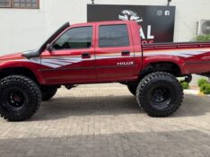 TOYOTA HILUX /1993 IDEAL VEÍCULOS LAJEADO / Carros no Vale