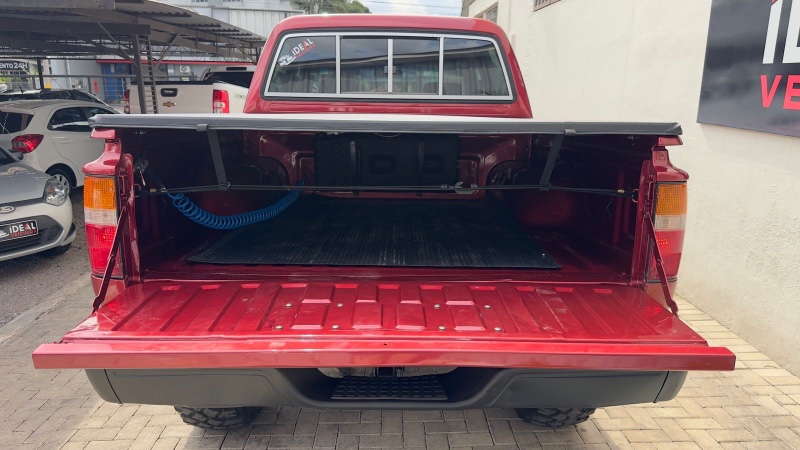 TOYOTA HILUX /1993 IDEAL VEÍCULOS LAJEADO / Carros no Vale