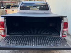 TOYOTA HILUX CAB.DUPLA SRV 3.0 /2013 IDEAL VEÍCULOS LAJEADO / Carros no Vale