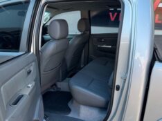 TOYOTA HILUX CAB.DUPLA SRV 3.0 /2013 IDEAL VEÍCULOS LAJEADO / Carros no Vale