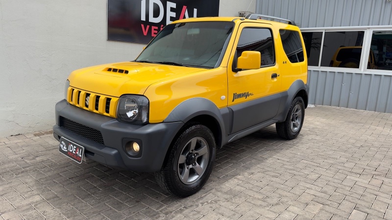 SUZUKI JIMNY 4 ALL 1.3 /2020 IDEAL VEÍCULOS LAJEADO / Carros no Vale