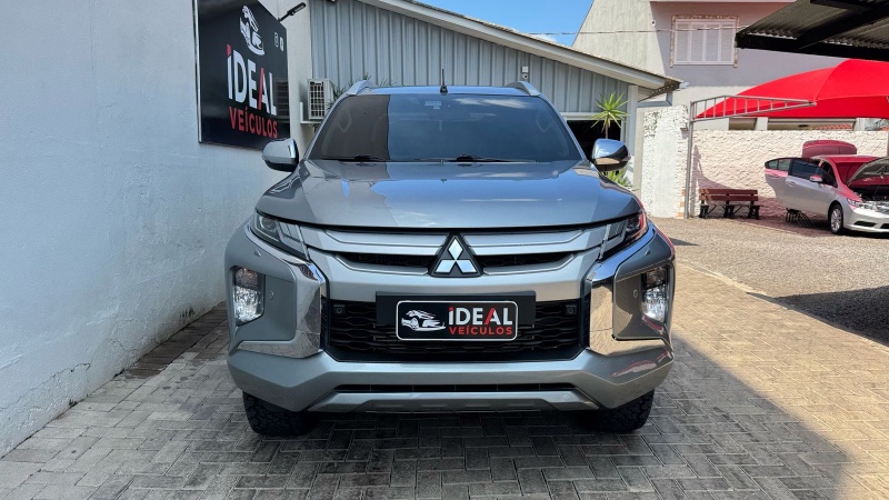 MITSUBISHI L200 TRITON SPORT HPE-S 2.4 CD DIES AUT /2022 IDEAL VEÍCULOS LAJEADO / Carros no Vale