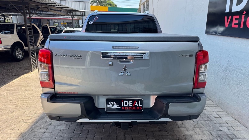 MITSUBISHI L200 TRITON SPORT HPE-S 2.4 CD DIES AUT /2022 IDEAL VEÍCULOS LAJEADO / Carros no Vale