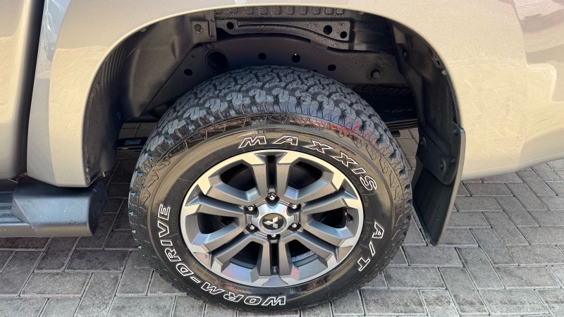 MITSUBISHI L200 TRITON SPORT HPE-S 2.4 CD DIES AUT /2022 IDEAL VEÍCULOS LAJEADO / Carros no Vale