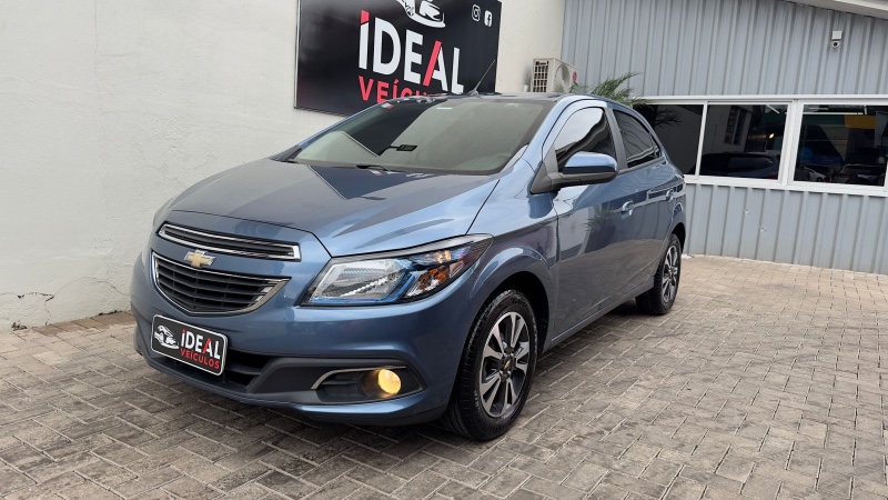 CHEVROLET ONIX 1.4 LTZ /2016 IDEAL VEÍCULOS LAJEADO / Carros no Vale