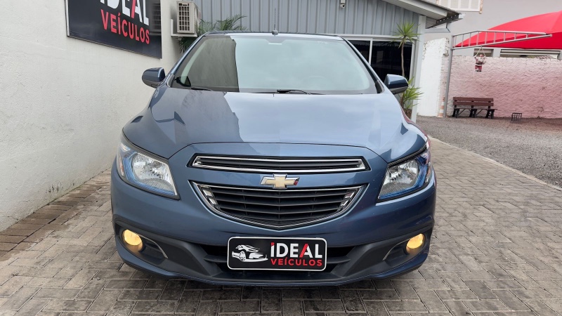 CHEVROLET ONIX 1.4 LTZ /2016 IDEAL VEÍCULOS LAJEADO / Carros no Vale
