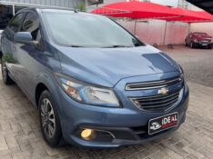 CHEVROLET ONIX 1.4 LTZ /2016 IDEAL VEÍCULOS LAJEADO / Carros no Vale