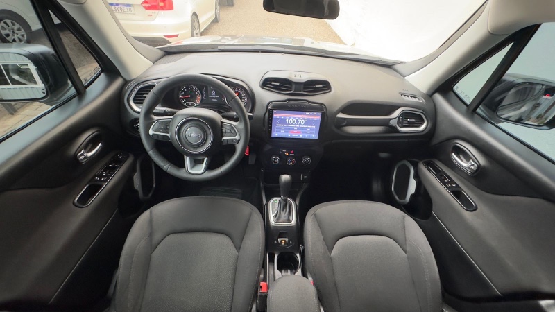 JEEP RENEGADE 1.8 AUT /2021 IDEAL VEÍCULOS LAJEADO / Carros no Vale