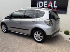 HONDA FIT TWIST 1.5 /2014 IDEAL VEÍCULOS LAJEADO / Carros no Vale