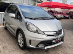 HONDA FIT TWIST 1.5 /2014 IDEAL VEÍCULOS LAJEADO / Carros no Vale