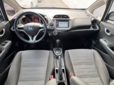 HONDA FIT TWIST 1.5 /2014 IDEAL VEÍCULOS LAJEADO / Carros no Vale
