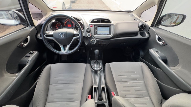 HONDA FIT TWIST 1.5 /2014 IDEAL VEÍCULOS LAJEADO / Carros no Vale