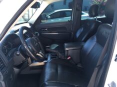 JEEP CHEROKEE 3.7 LIMITED 4X4 V6 12V GASOLINA 4P AUTOMÁTICO 2012/2012 COMPLETO VEÍCULOS GUAPORÉ / Carros no Vale