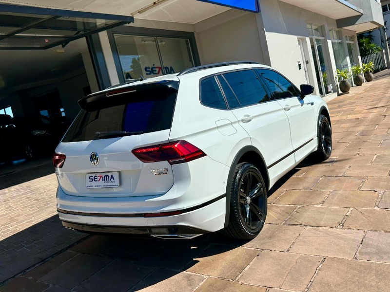 VOLKSWAGEN TIGUAN ALL SPACE R-LINE 350 TSI 2021/2021 SÉTIMA VEÍCULOS GUAPORÉ / Carros no Vale