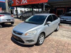 FORD FOCUS 2.0 16V FLEX 4P AUTOMÁTICO 2009/2009 AR MULTIMARCAS VENÂNCIO AIRES / Carros no Vale