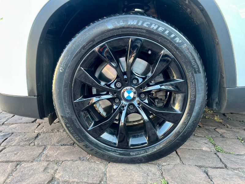 BMW X1 SDRIVE 18I 2.0 16V 4X2 AUT. 2011/2012 AR MULTIMARCAS VENÂNCIO AIRES / Carros no Vale