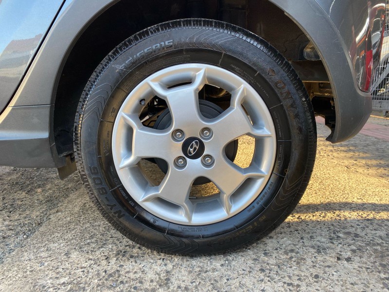 HYUNDAI HB20X PREMIUM 1.6 FLEX 16V AUT. 4P 2013/2014 AR MULTIMARCAS VENÂNCIO AIRES / Carros no Vale