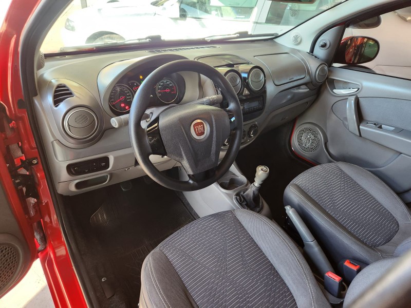 FIAT PALIO ATRACTIVE 1.0 2012/2013 TS VEÍCULOS ANTA GORDA / Carros no Vale